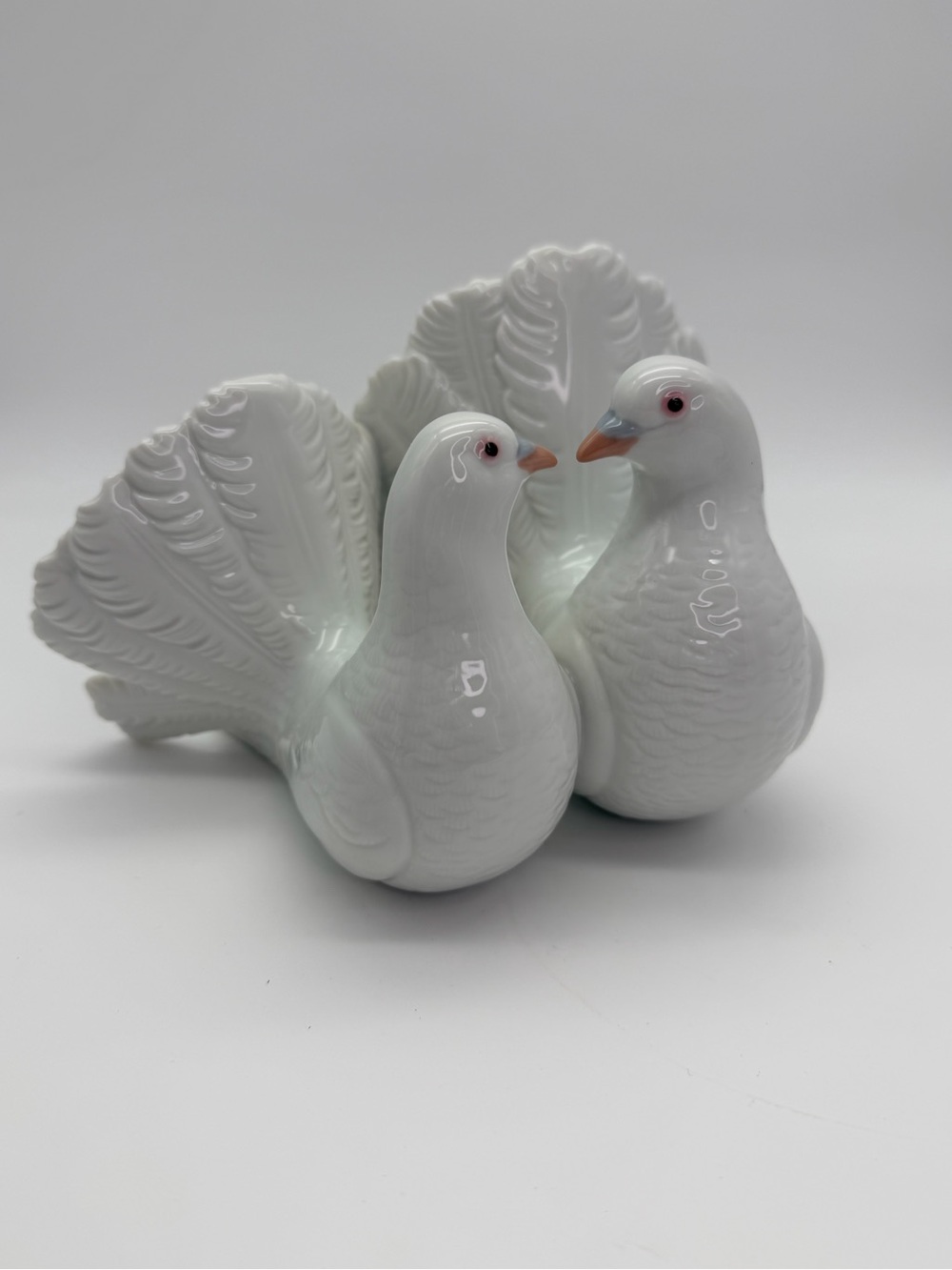 Lladro # 1169 “Couple of Doves” Figurine, Retired